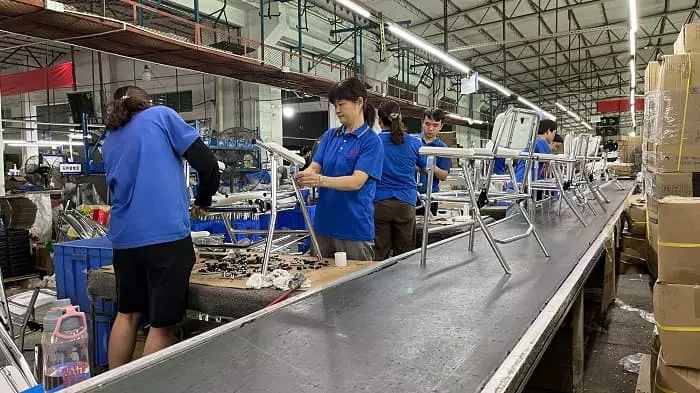 तुमच्या व्यवसायासाठी सर्वोत्तम रोलिंग शॉवर कमोड खुर्ची कशी निवडावी?